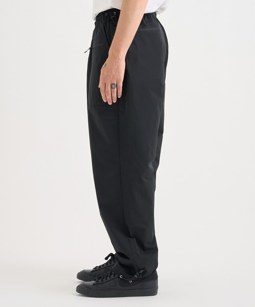 WHITE MOUNTAINEERING（ホワイトマウンテニアリング） カーゴパンツ