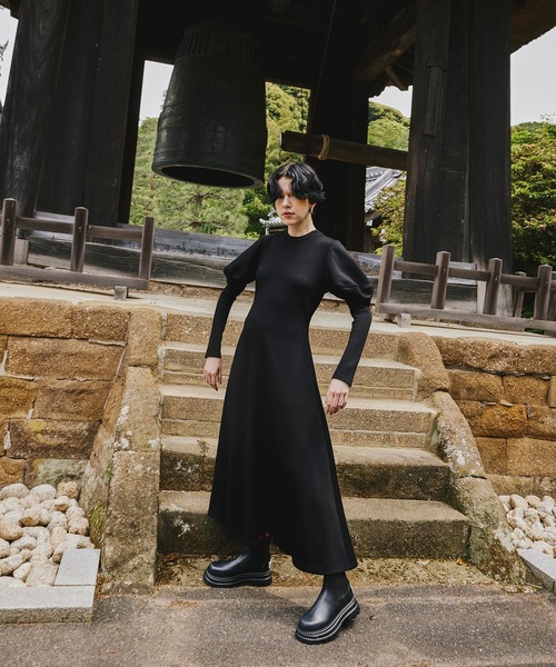 OMMO（オーエムエムオー） ワンピース CUBE SLEEVE FLARE OP