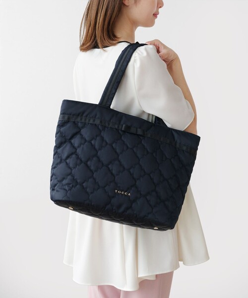 TOCCA（トッカ） トートバッグ CHECKER CLOVER QUILTBAG キルトバッグ