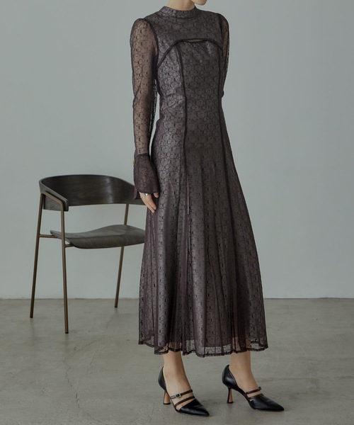 niana（ニアナ） ドレス バックオープンジオメトリックドレス