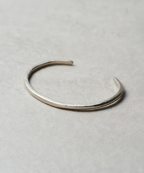 ete（エテ） バングル 「シェア」 ブラックダイヤモンド バングル