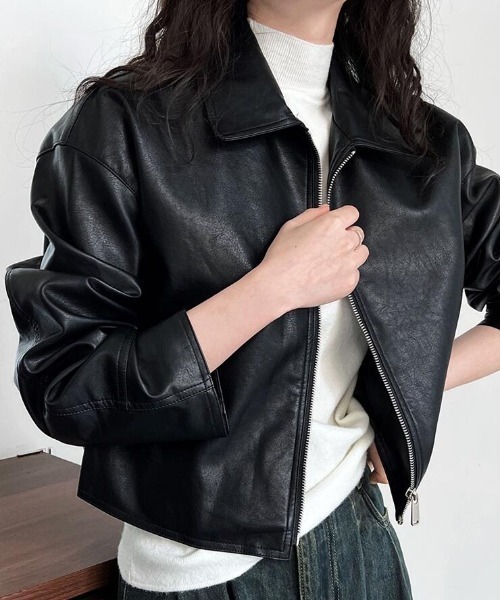 レザージャケット ライダース ショート丈 シンプルデザイン レディース