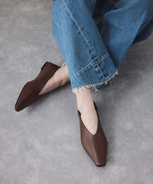 ADAM ET ROPE'（アダムエロペ） パンプス ソフトスクエアフラット