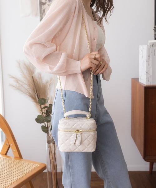 Ada. ショルダーバッグ バッグ キルティング バニティ ショルダー