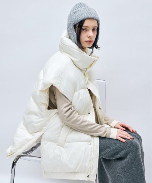 AIC. ダウンベスト ベスト ボリュームオーバーサイズ中綿ベスト