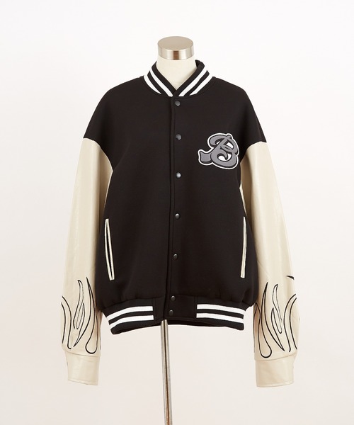 スタジャン a.p.o.v. フェルトワッペン＆フレイム刺繍アーム合成皮革