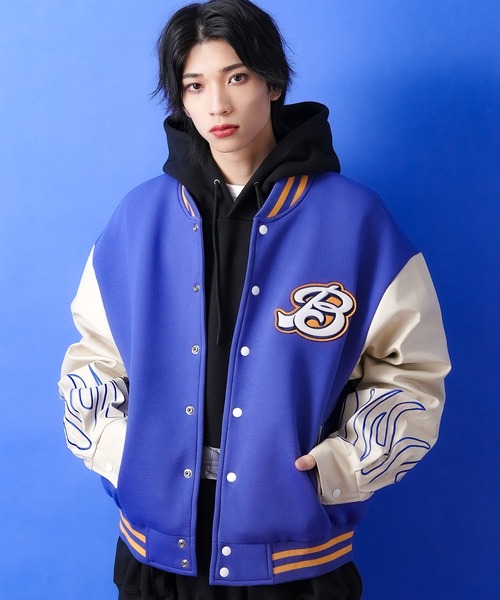 スタジャン a.p.o.v. フェルトワッペン＆フレイム刺繍アーム合成皮革