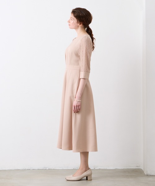 AIMER（エメ） ワンピース レース袖×ウエストタックフィット＆フレア