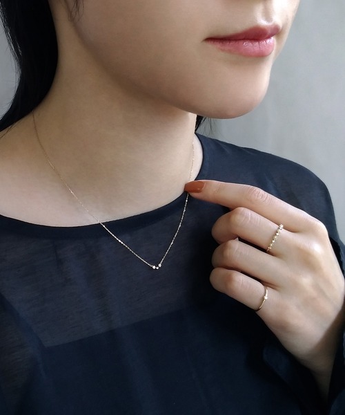 NOIR DE POUPEE（ノワールドプーペ） ネックレス K10 3粒 ダイヤモンド