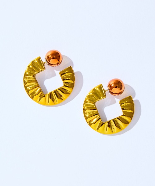 TOGA（トーガ） ピアス 「TOGA TOO/トーガトゥ」Concho hoop pierced