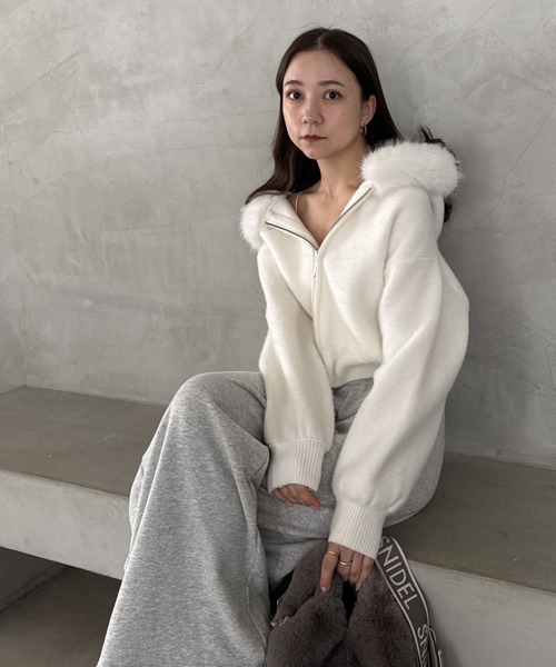 SNIDEL（スナイデル） パーカー Sustainableファー付きニットパーカー