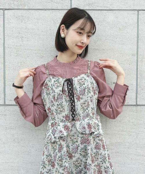 an another angelus（アンアナザーアンジェラス） ワンピース フロント