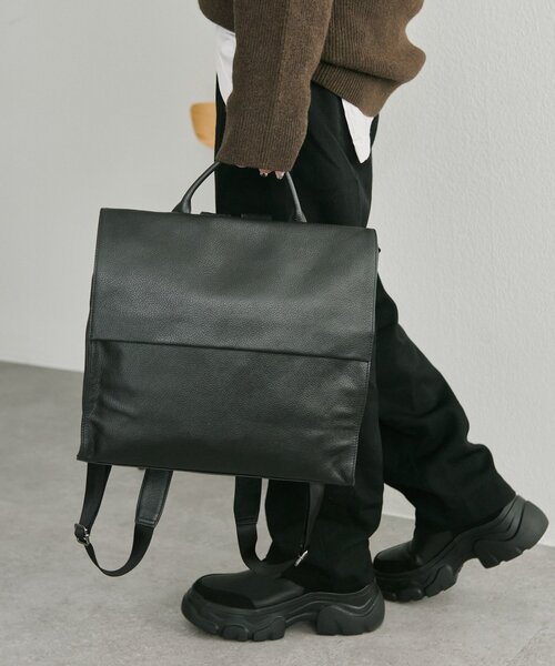 ear PAPILLONNER（イア パピヨネ） デイバック リュック 「本革/A4