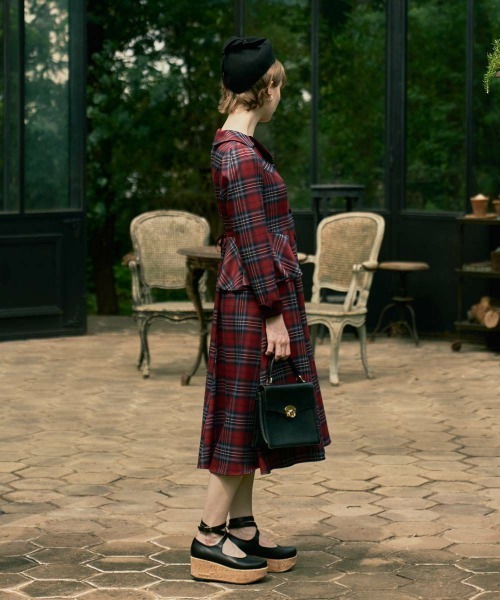 an another angelus（アンアナザーアンジェラス） ワンピース 別珍