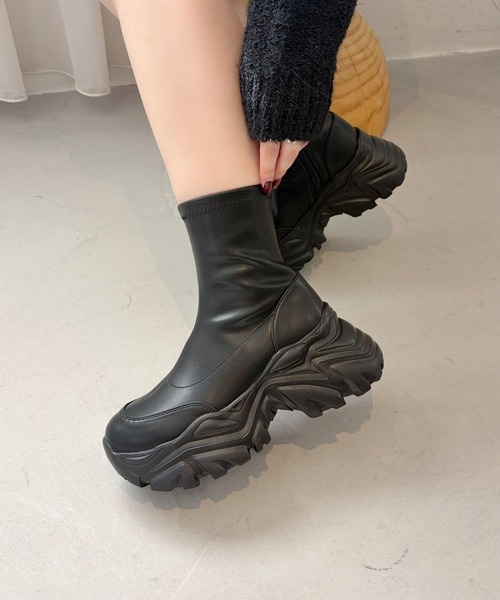 UGG Australia（アグオーストラリア） ブーツ UGG W CLASSIC MINI