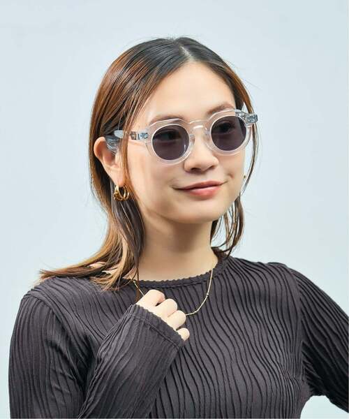 UNITED ARROWS 東京モデル サングラス グレー系 機能性とデザイン性を