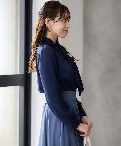 12Twelve Agenda（トゥエルブ アジェンダ） ブラウス シャツ ねじり