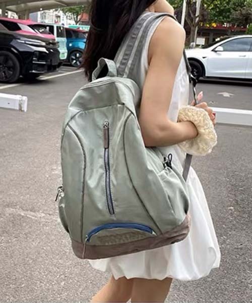 gossip!ロサンゼルス デイバック リュック Y2K 大容量 超軽量 デイリー