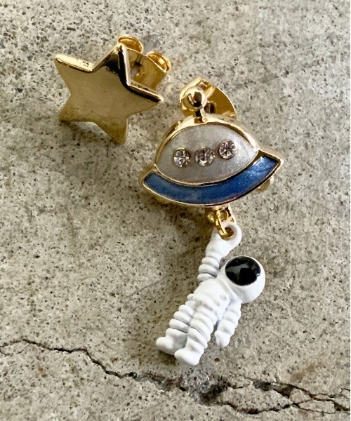 専用 ソーダライトカービングピアス R757 専用 ソーダライトカービング