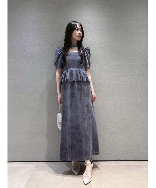 LILY BROWN（リリーブラウン） ドレス ペプラムベロアドレス