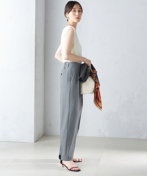 SHIPS（シップス） タンクトップ ノースリーブ 「手洗い可能」前後