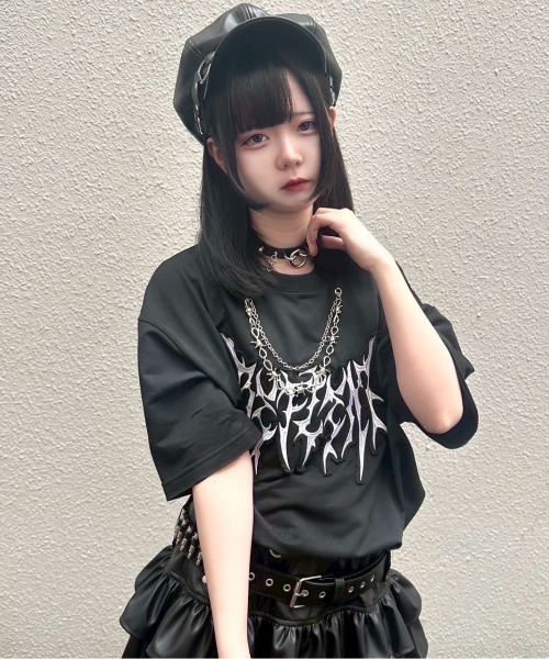 REFLEM（レフレム） tシャツ 「REFLEM/レフレム」チェーン付き顔料加工