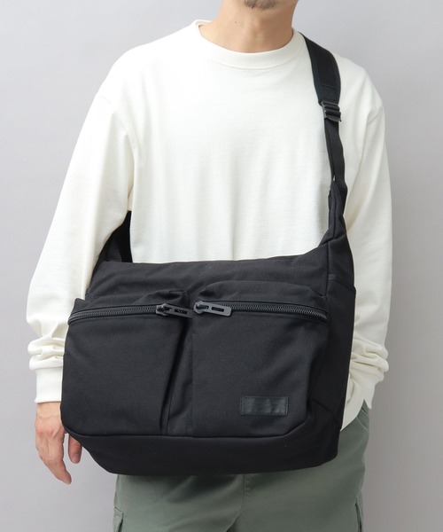 WILDERNESS EXPERIENCE（ウィルダネスエクスペリエンス） ショルダー