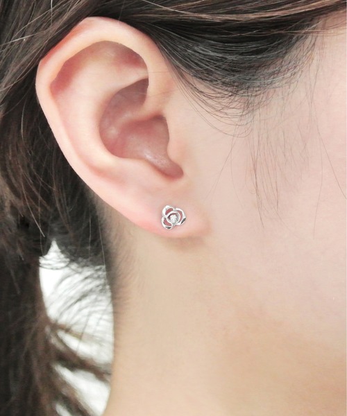 VENDOME AOYAMA（ヴァンドーム青山） ピアス K10 ホワイトコールド