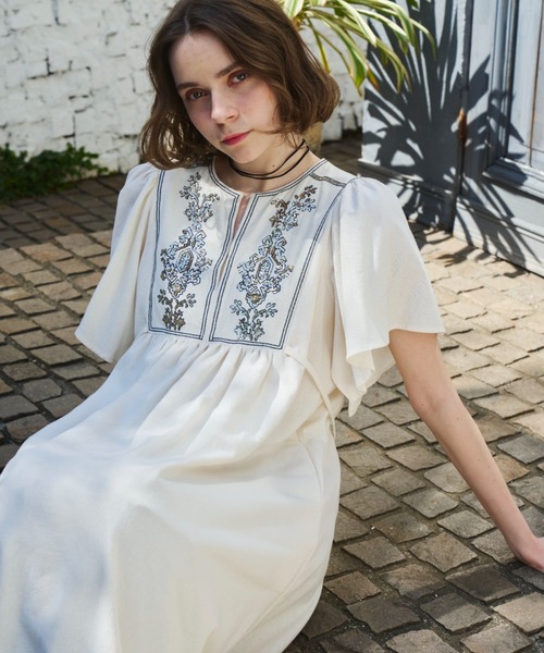 Unitage（ユニテージ） ワンピース スパンコール刺繍ワンピース