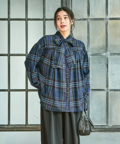 Coyseio ネイビー チェック長袖トップス Coyseio ネイビー チェック