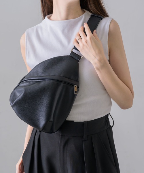 NEUNA（ヌナ） ウエストポーチ ウエストバッグ 「ジップ付きだから旅行