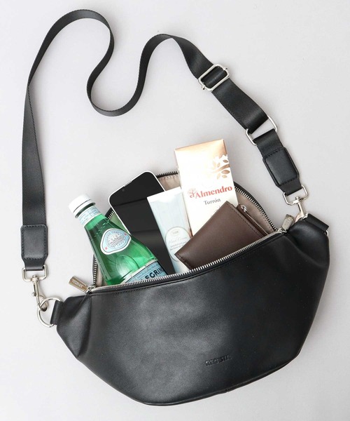 REGiSTA（レジスタ） ウエストポーチ スプリットレザー（牛床革