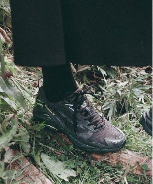 MIZUNO（ミズノ） スニーカー 「emmi｜MIZUNO」WAVE RIDER 10