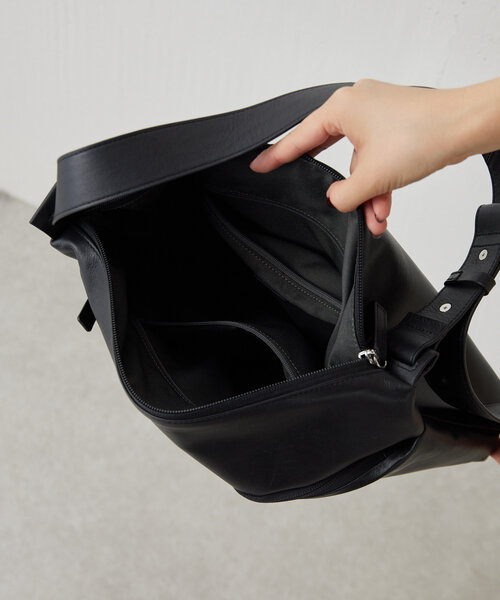 ear PAPILLONNER（イア パピヨネ） ショルダーバッグ バッグ 「本革