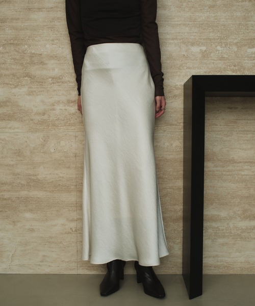 anuans（アニュアンス） スカート サテンナロースカート : ZOZOTOWN