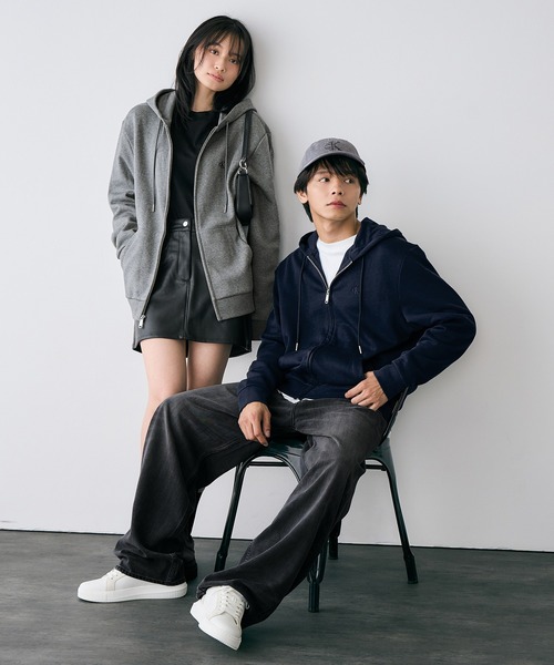 Calvin Klein（カルバン・クライン） パーカー ロングスリーブ