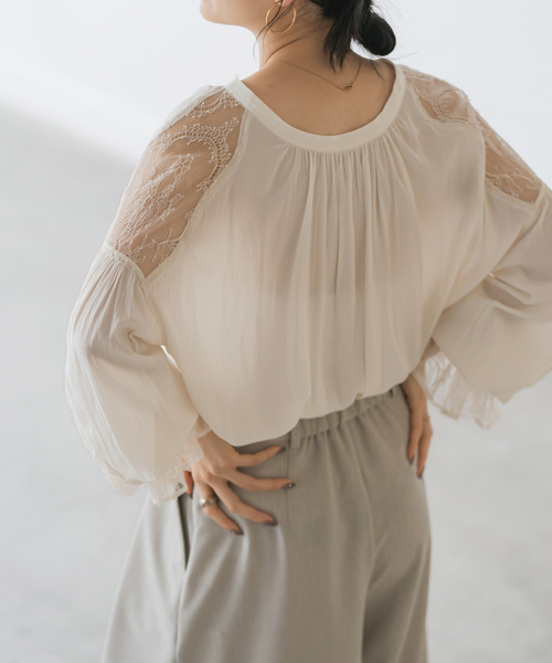 NOBLE（ノーブル） ブラウス シャツ レーストリミングフリルカフス