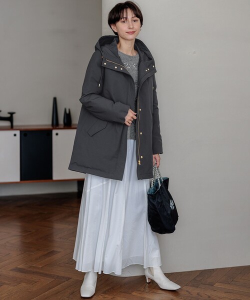 ダウンコート ダウンジャケット 「滝沢眞規子さん着用/一部店舗限定/撥