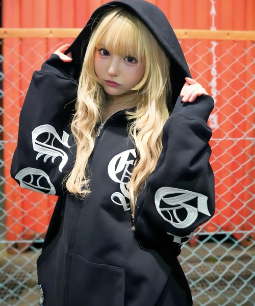 GALFY（ガルフィー） パーカー GA×GALFY-安心の背中ロゴのジップ