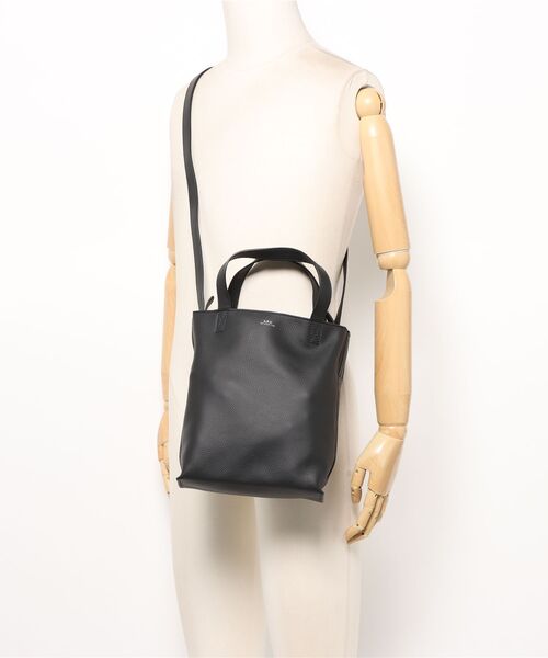A.P.C.（アーペーセー） ショルダーバッグ バッグ CABAS MAIKO SMALL