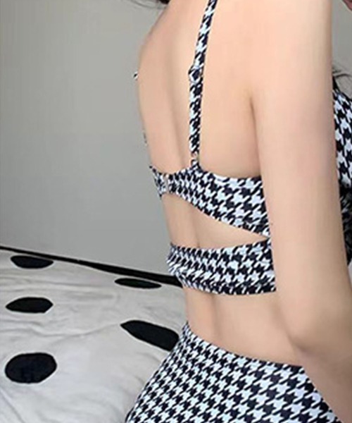 GLAMOROUS JANE（グラマラスジェーン） 水着 ビックリボンフリル千鳥柄