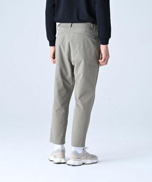 New Balance（ニューバランス） スラックス MET24 Slim Tapered Fit