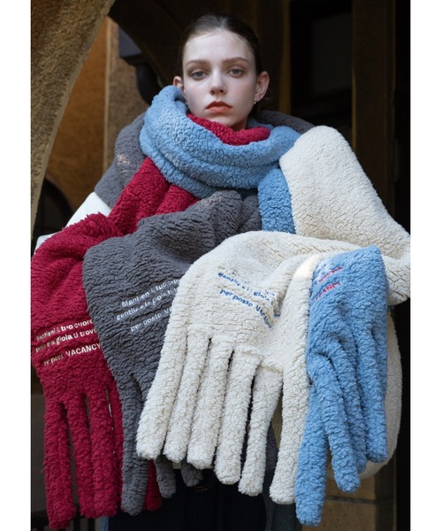 マフラー ストール ロゴ刺繍フリンジボアマフラー/ポケット付き