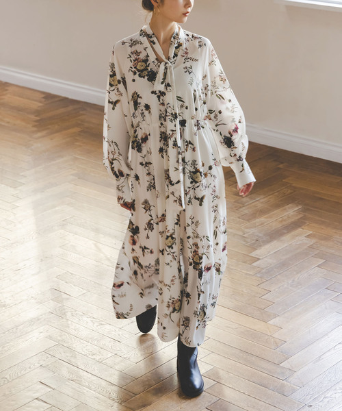 NOBLE（ノーブル） ワンピース フラワープリントラグランボウタイ