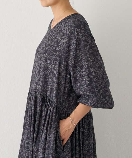 BEARDSLEY（ビアズリー） ワンピース リーフプリントギャザー