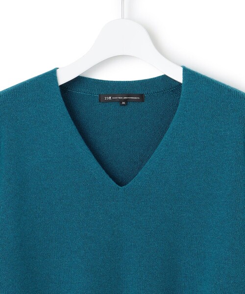 23区（ニジュウサンク） ニット セーター カシミヤブレンド Vネック