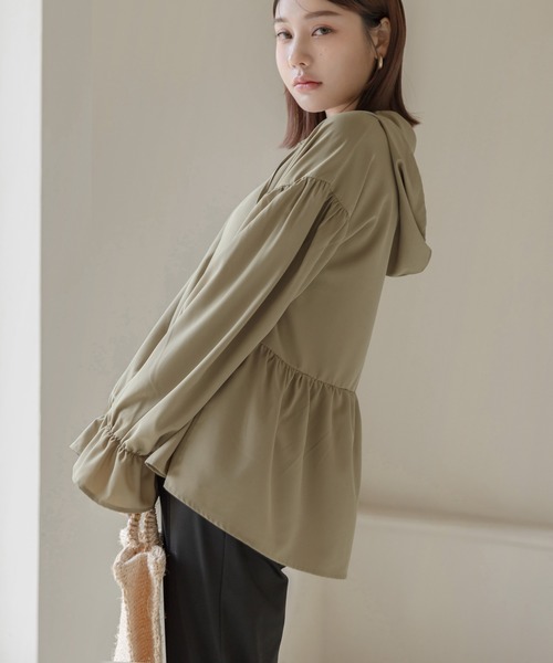 tu-hacci（ツーハッチ） ラッシュガード 普段使いもできるデザイン