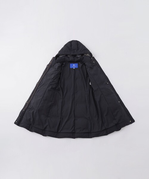 BLUE LABEL CRESTBRIDGE（ブルーレーベルクレストブリッジ） ダウン