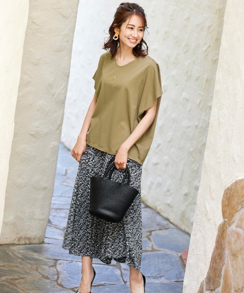 Tiaclasse スカート ふんわりシルエットの三角切替柄ロングスカート