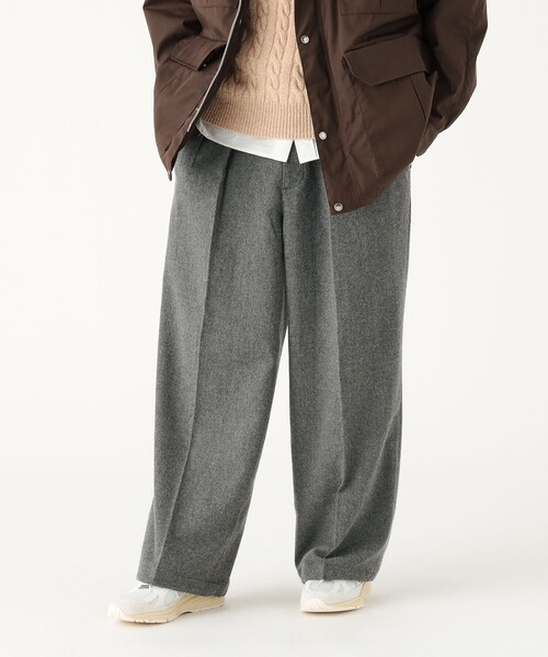 BEAMS（ビームス） スラックス ワイドストレート フランネル